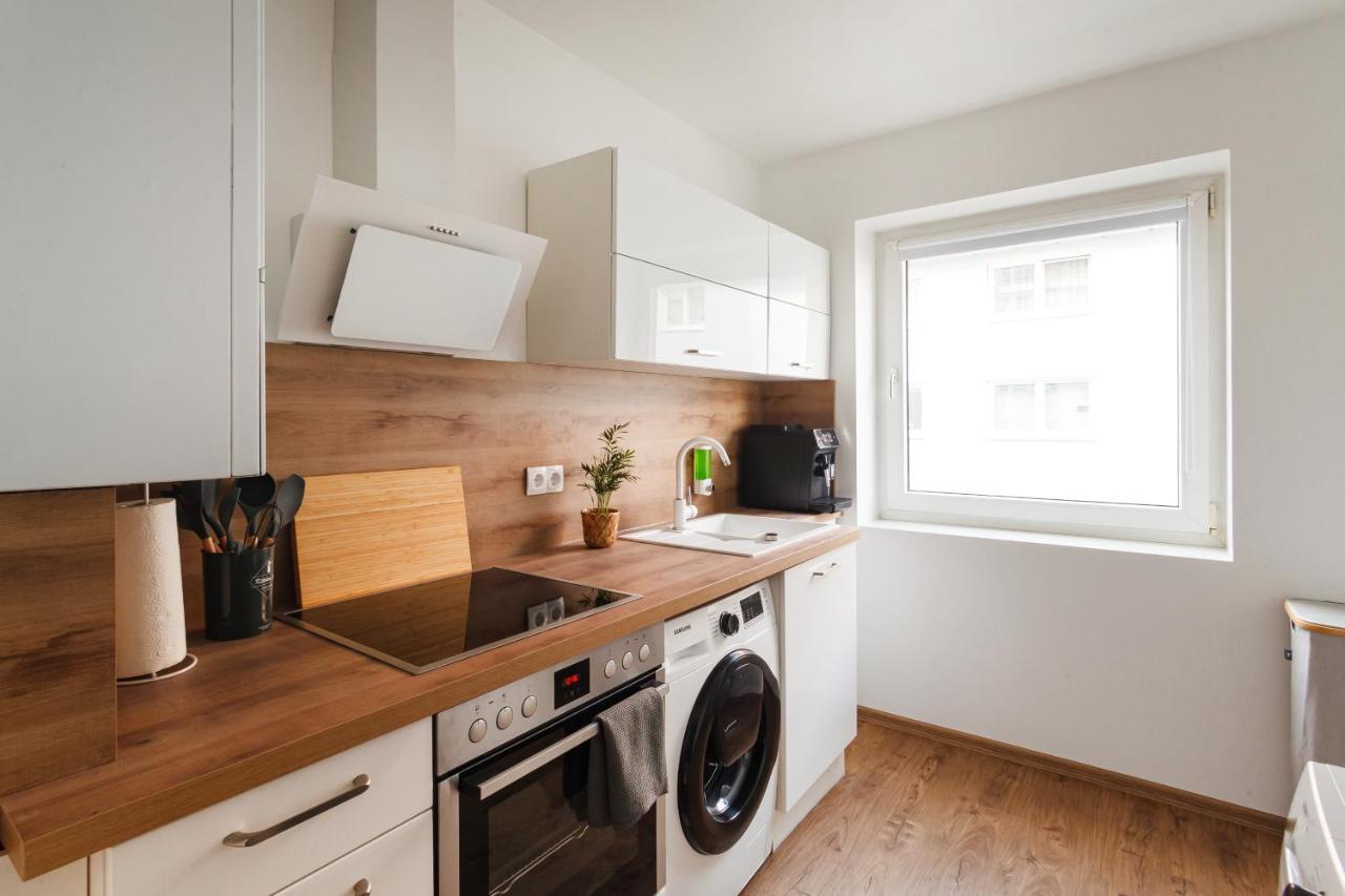 Design Apartment / 2 Room / Central / Contactless Check-In Hannover Esterno foto