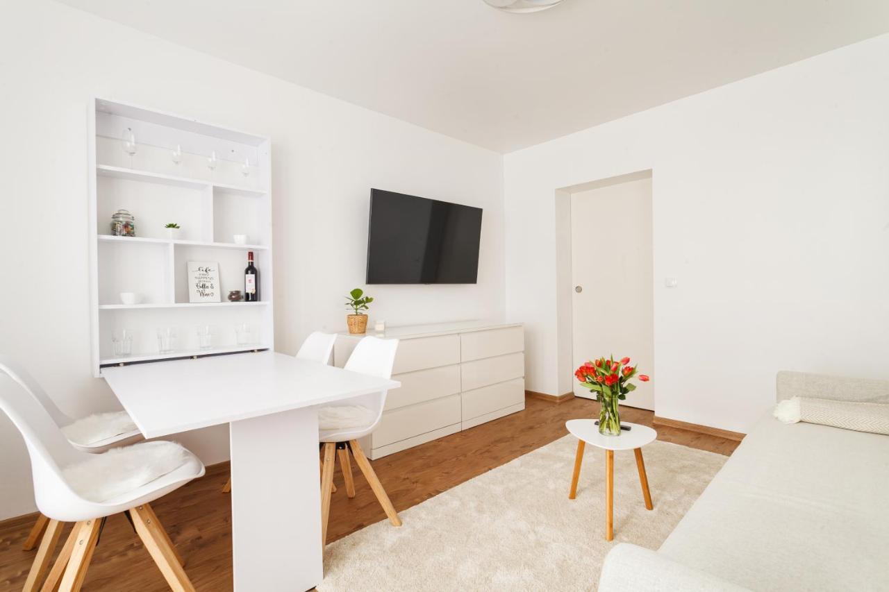 Design Apartment / 2 Room / Central / Contactless Check-In Hannover Esterno foto
