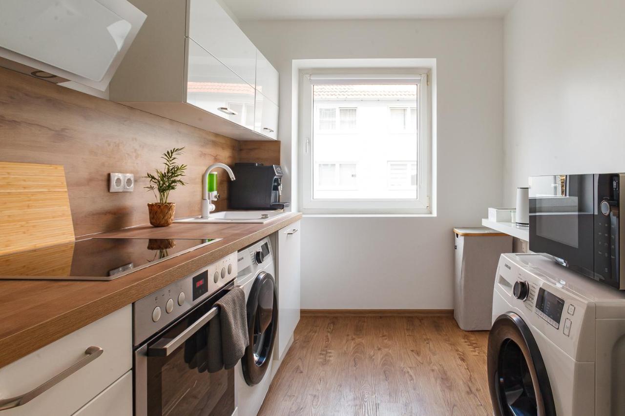 Design Apartment / 2 Room / Central / Contactless Check-In Hannover Esterno foto