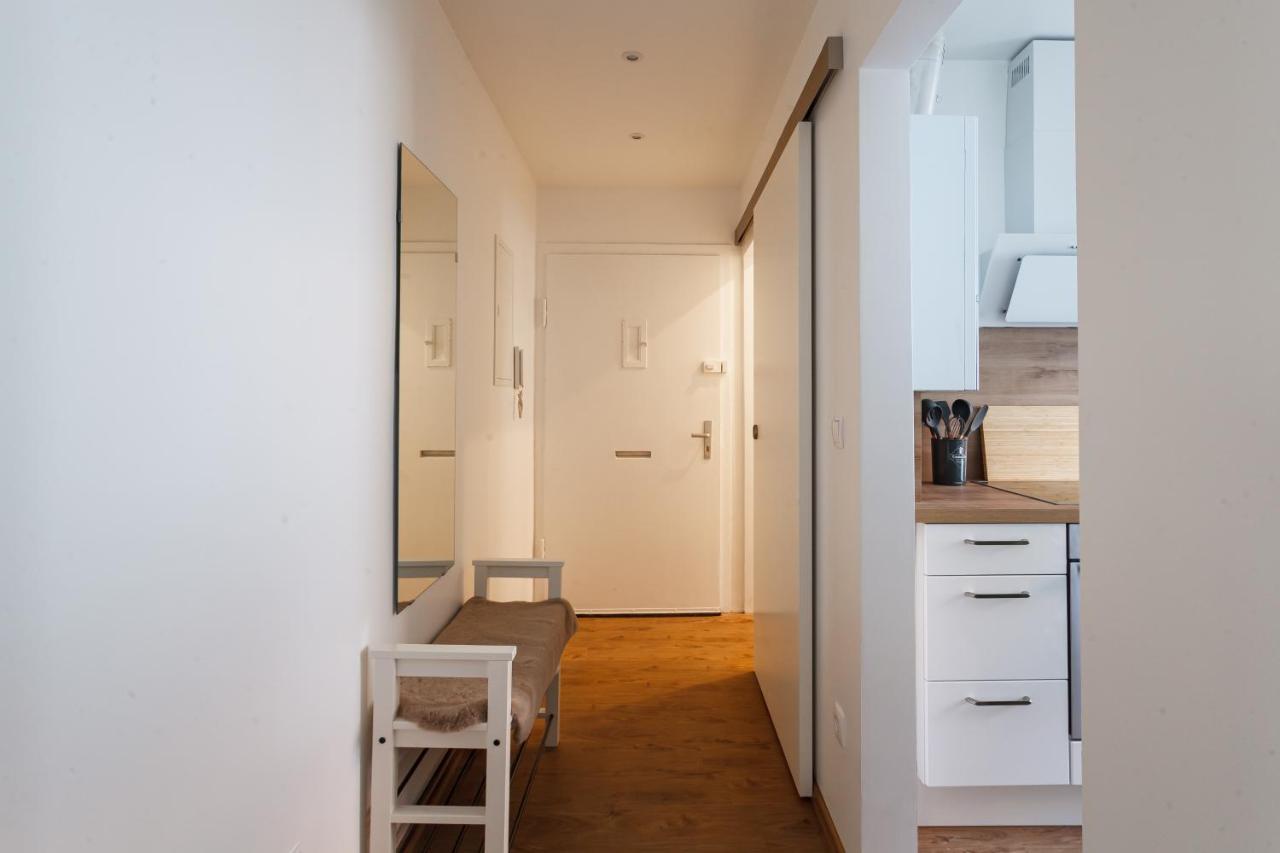 Design Apartment / 2 Room / Central / Contactless Check-In Hannover Esterno foto